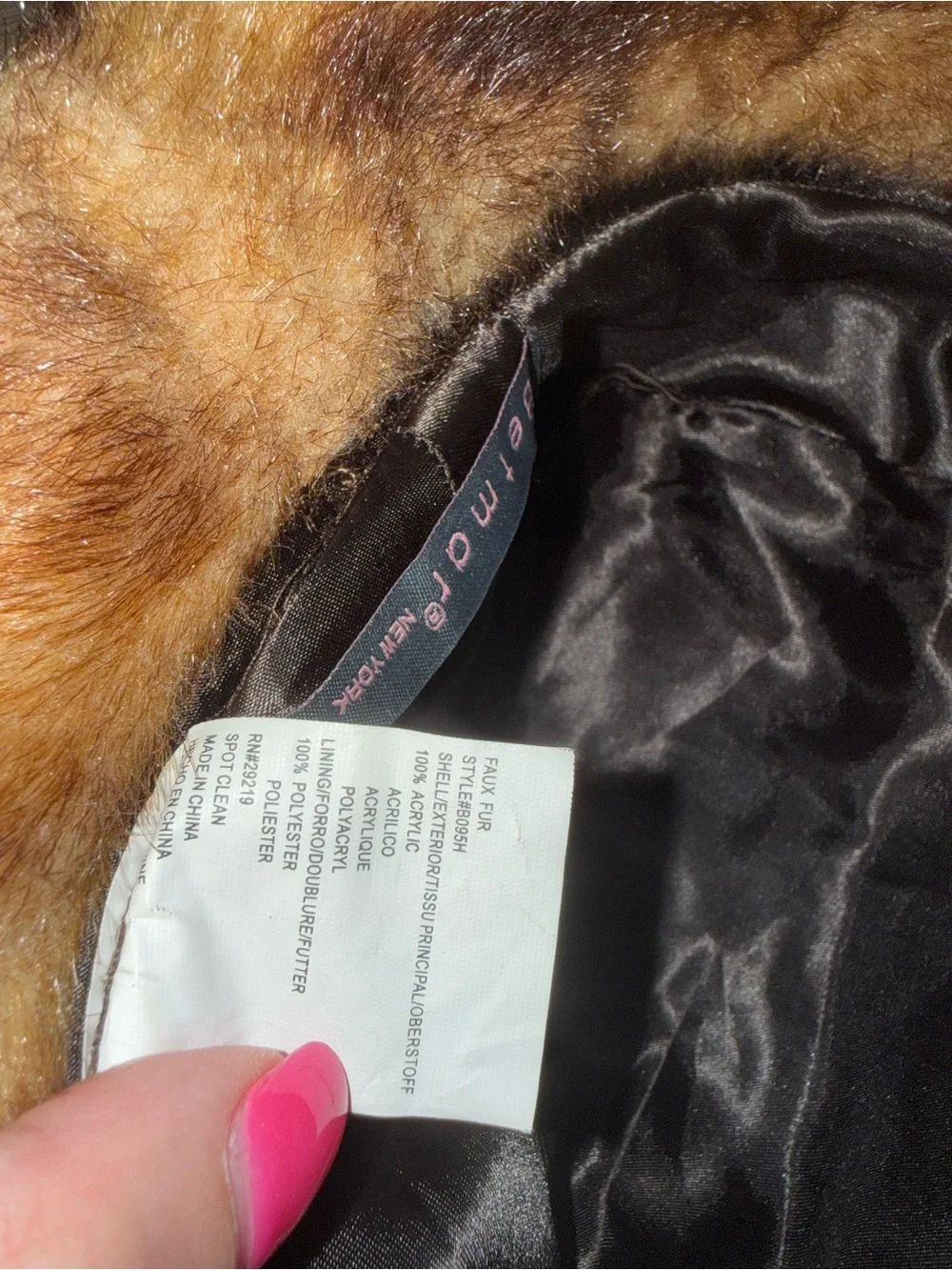 Elegant Betmar faux fur hat